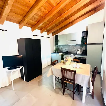 La Rocchetta Apartmanhotel Zocchetta